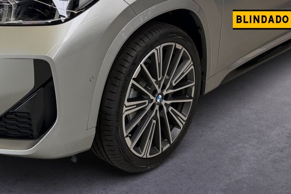 BMW X1 2.0 16V TURBO GASOLINA SDRIVE20I M SPORT STEPTRONIC 2025/2026